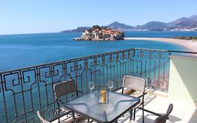 Sveti Stefan Beach Apartment